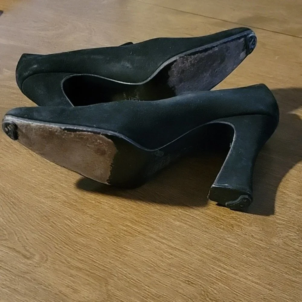 Mary Jane Style Black Heels